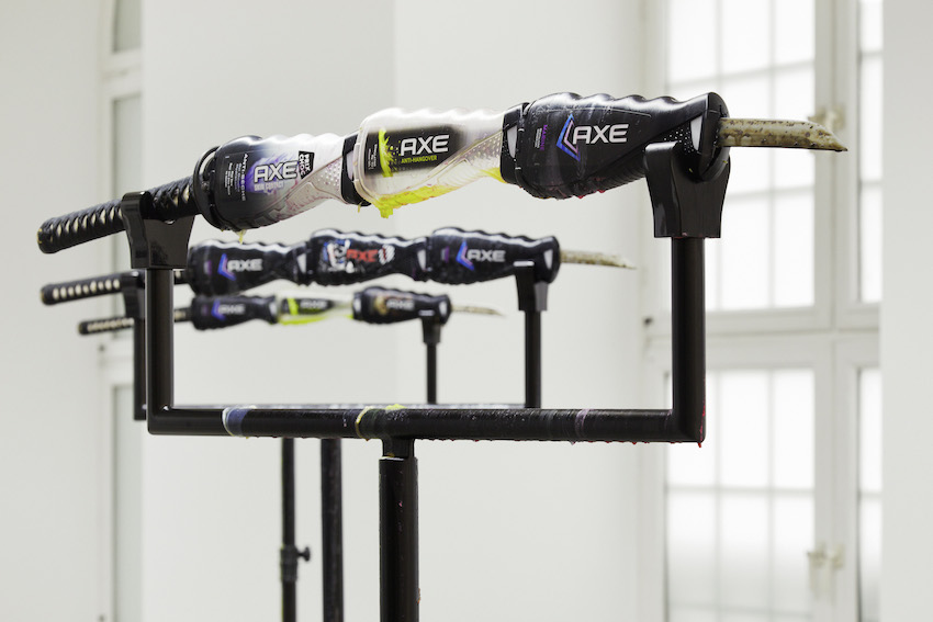 Timur Si-Qin, Axe Effect, 2013 (in part) Axe bodywash, samurai sword, tripod Dimensions variable © Photo: Achim Hatzius Courtesy Timur Si-Qin and Société, BerlinFridericianum Speculations On Anonymous Materials
